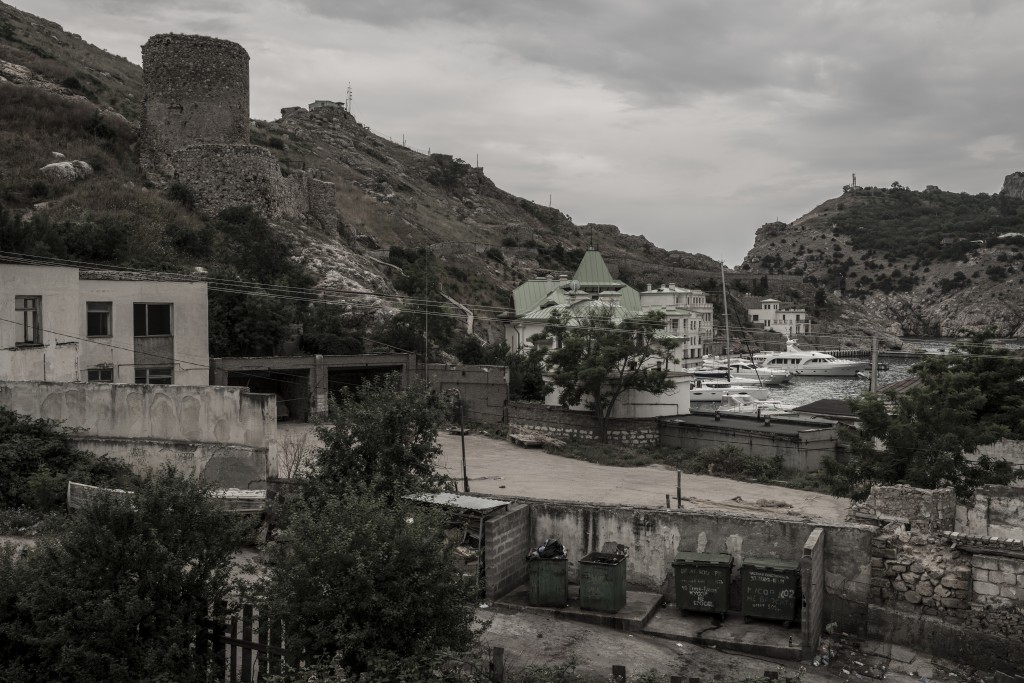 Inspired by a Roger Fenton's photograph of the Crimean War. Crimea, June 2014